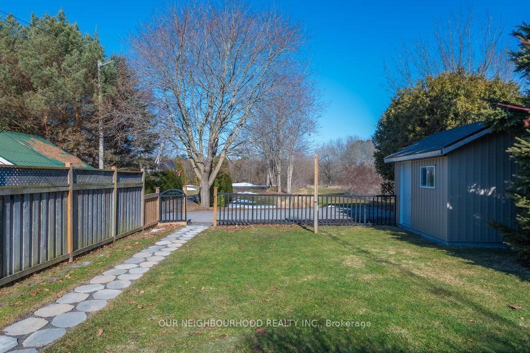 18 Caroline Street photo 44