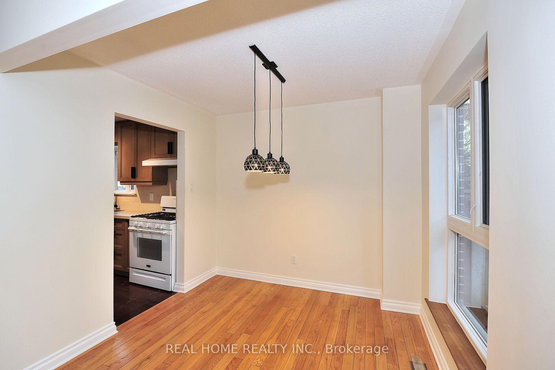 10 Farina Mill Way photo 9