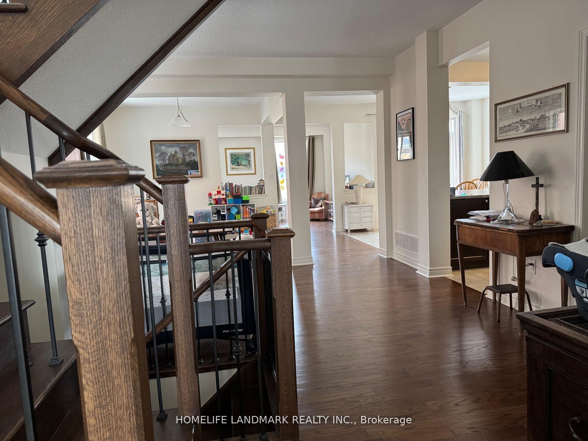 678 West Park Avenue photo 8