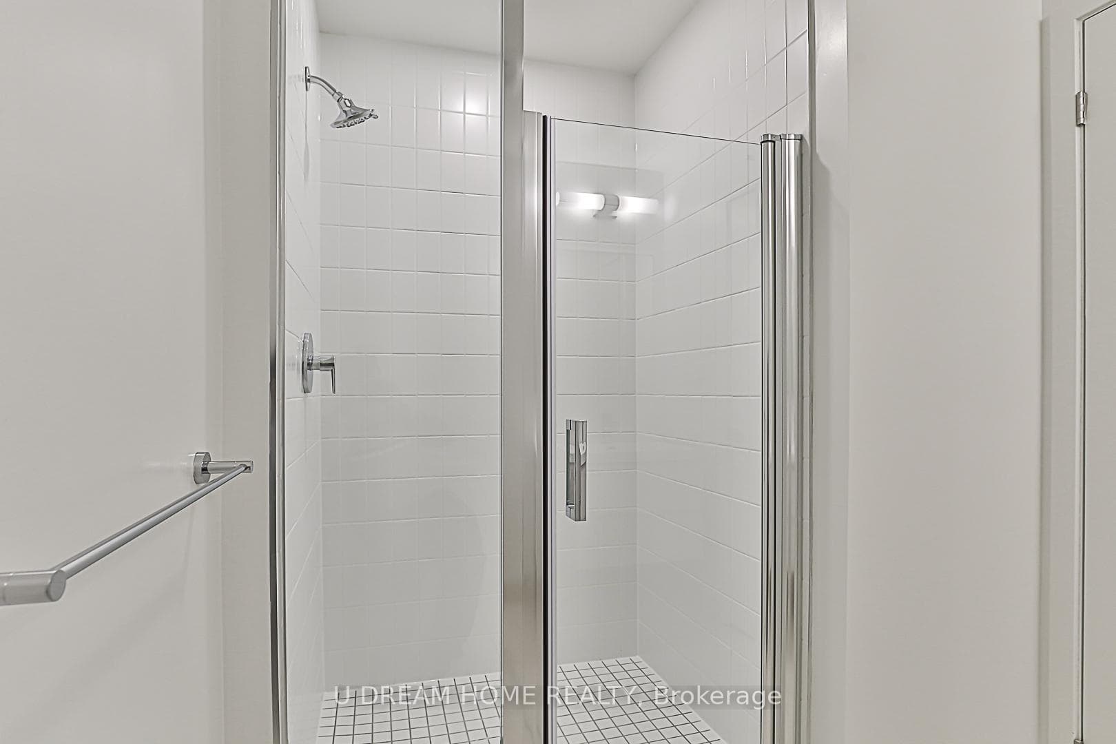 38 ANDRE DE GRASSE Street Unit 512 photo 24