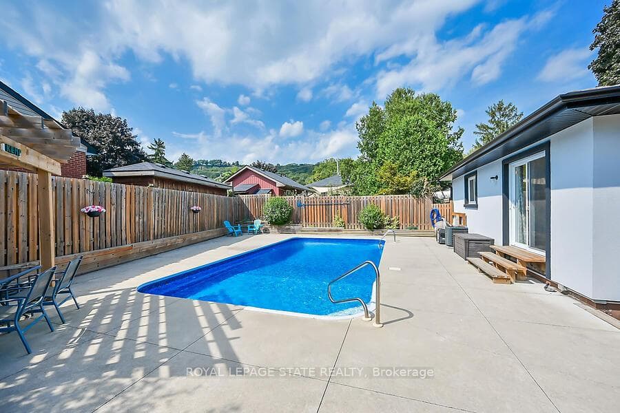 67 Cameron Avenue photo 37