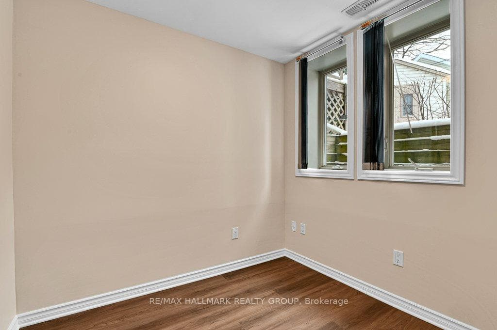 1230 Anoka Street photo 29