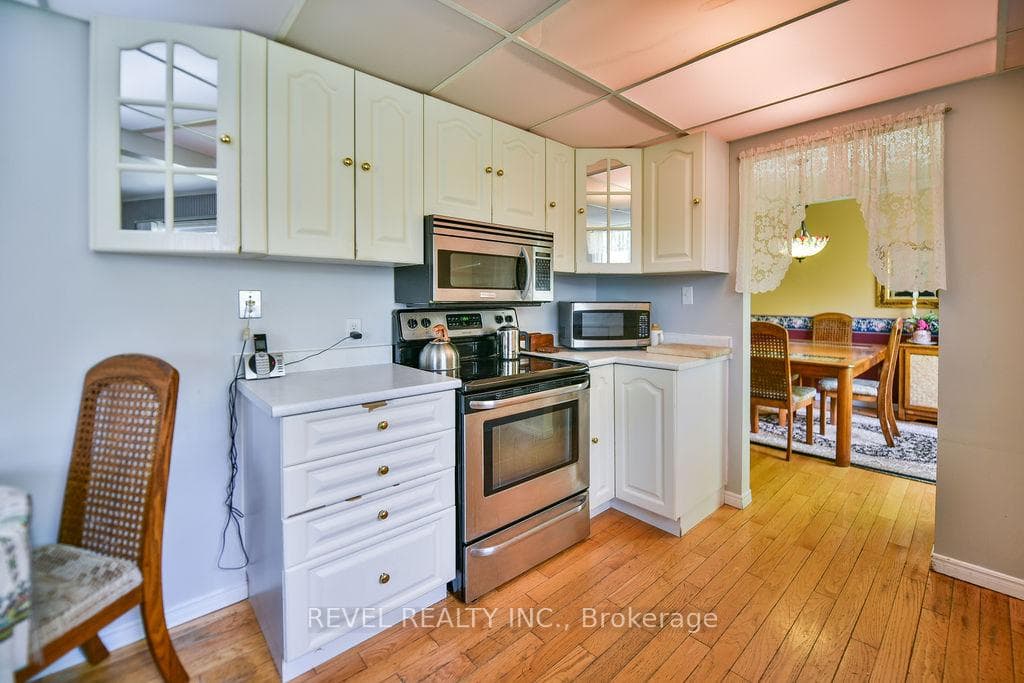 222 Earl Street photo 12