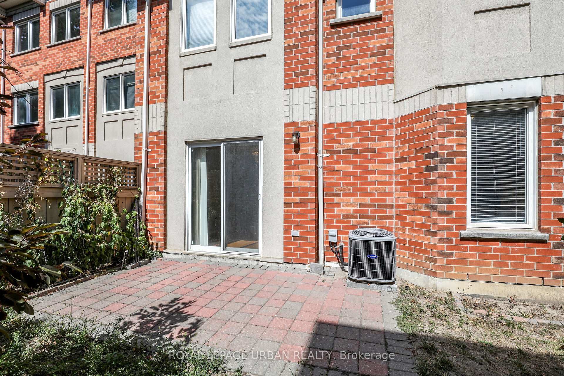 28 Rosebank Drive Unit 1015 photo 4