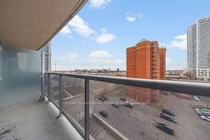 125 Village Green Square Unit 706 photo 13