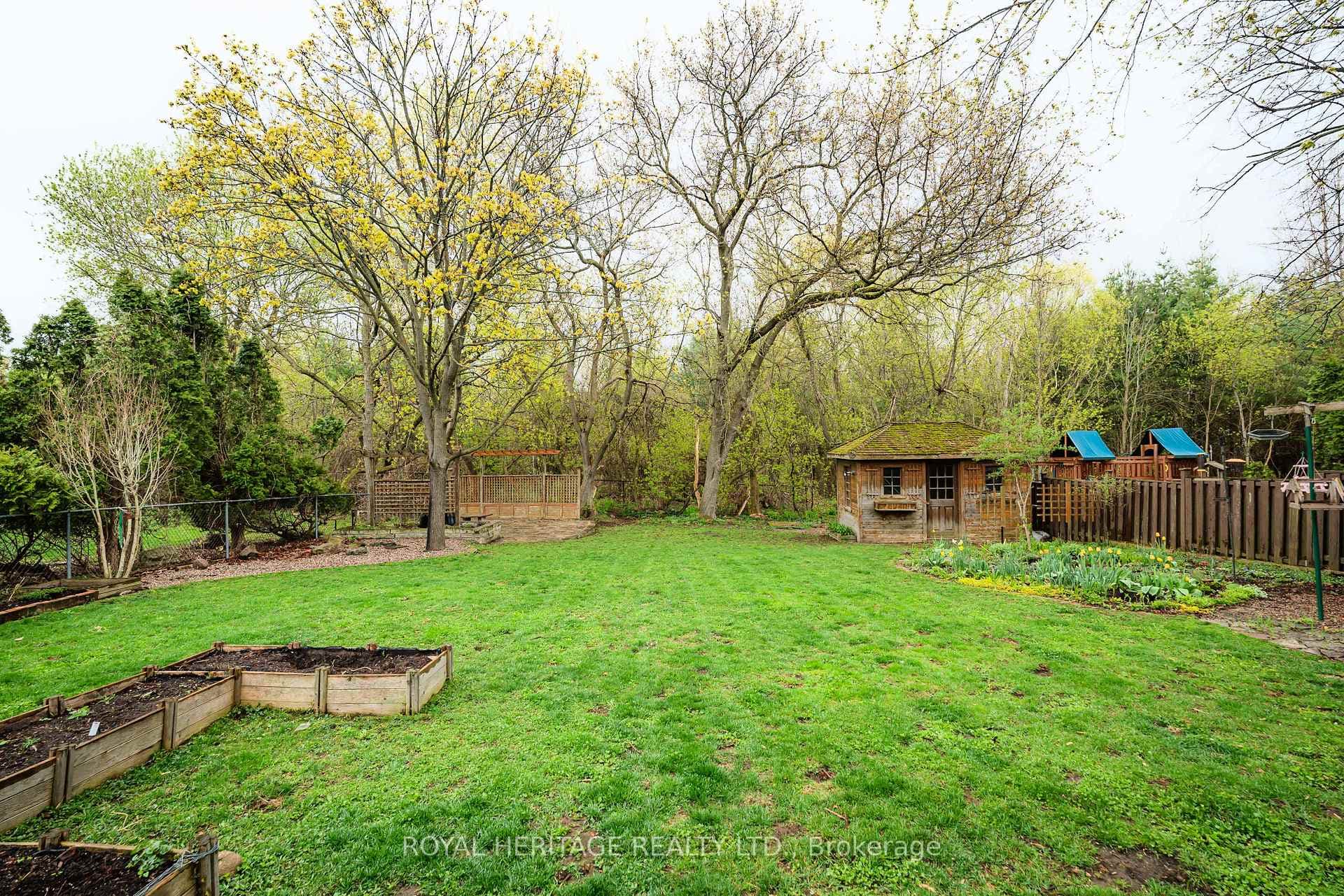 100 Squire Bakers Lane photo 43