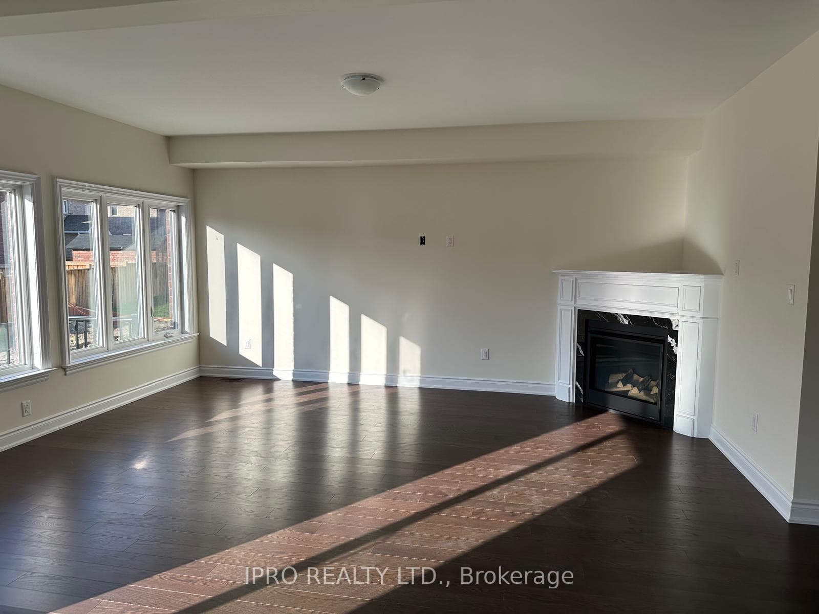 62 Mac Campbell Way photo 3