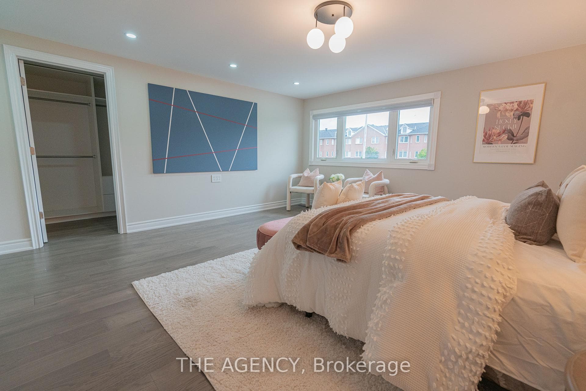 115 Chloe Crescent photo 22