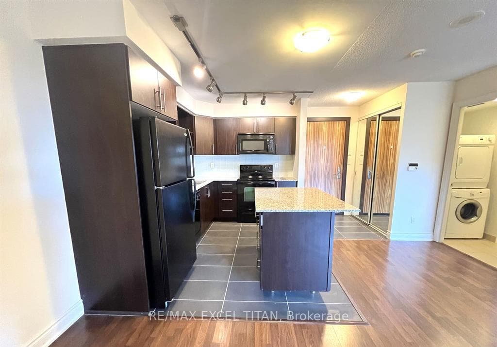 50 Clegg Road Unit 605 photo 3