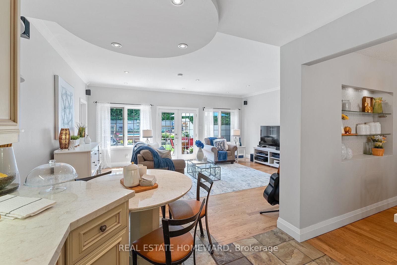 107 Foxridge Drive photo 11