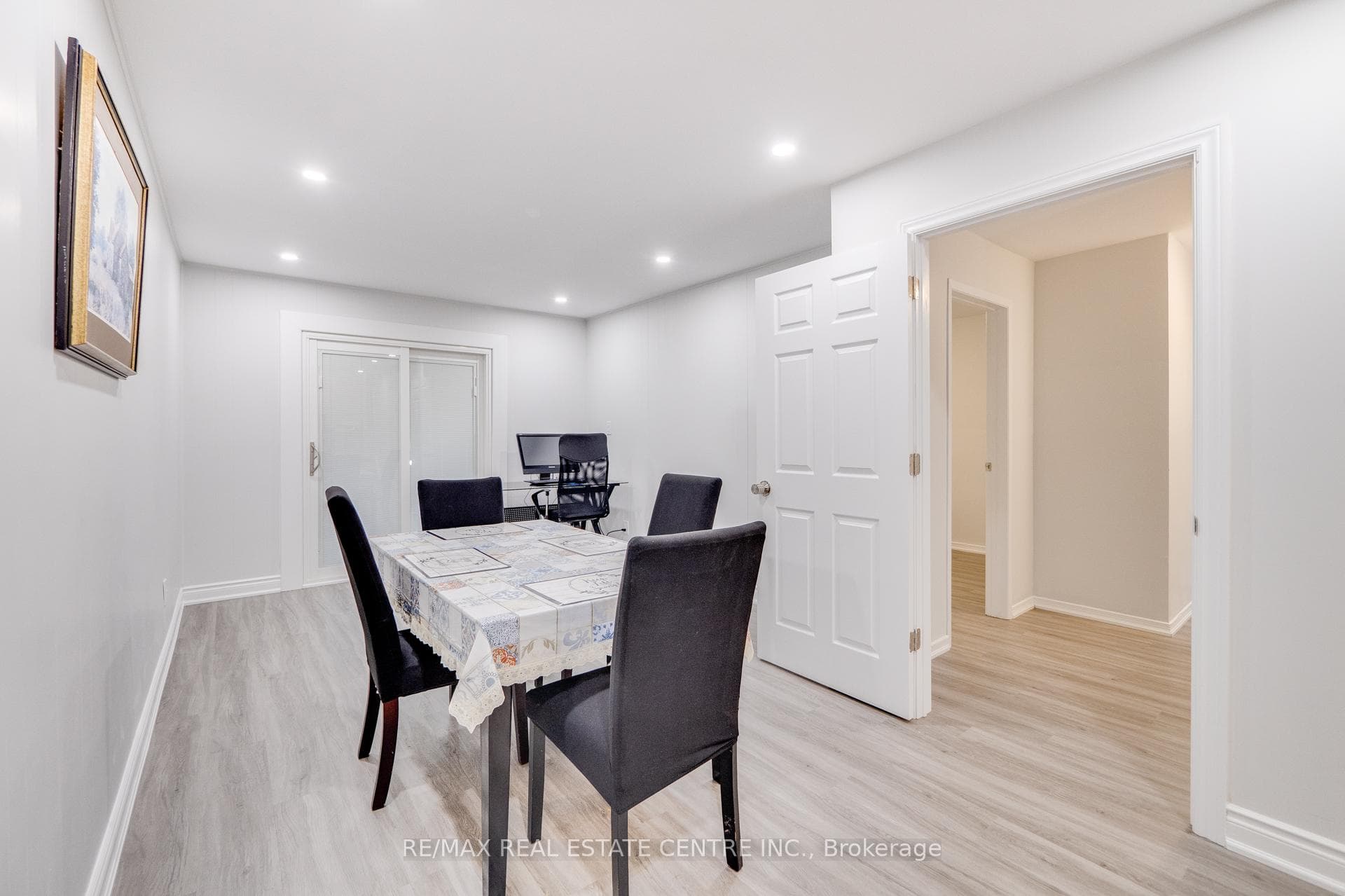 9 Metcalfe Court photo 26