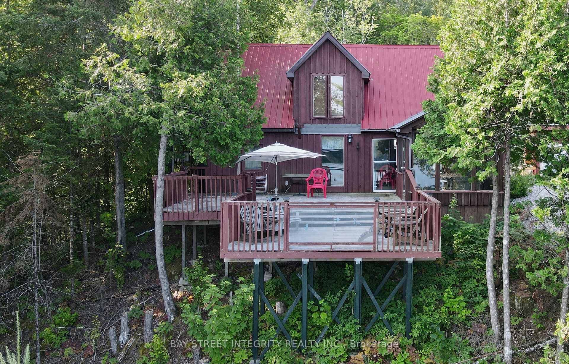 376 Faradale Court photo 9