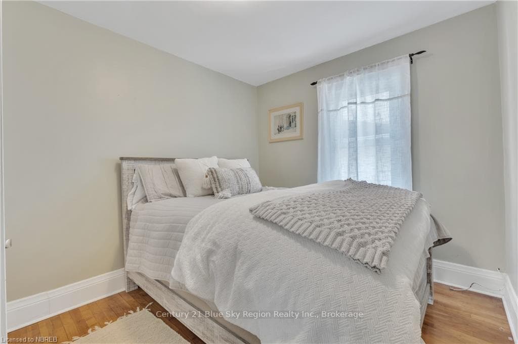 172 FOURTH Avenue photo 25
