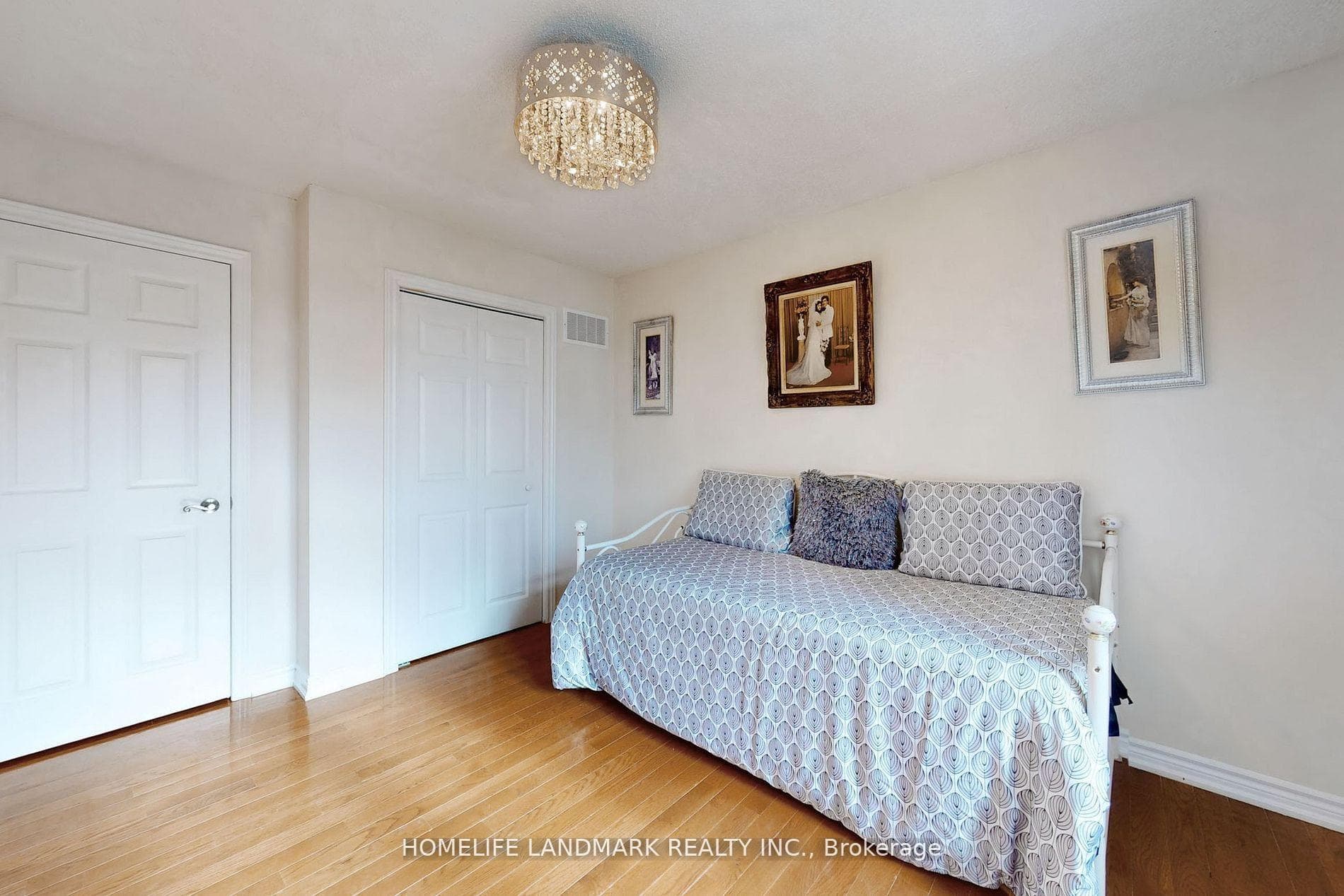 274 Edgehill Drive photo 23