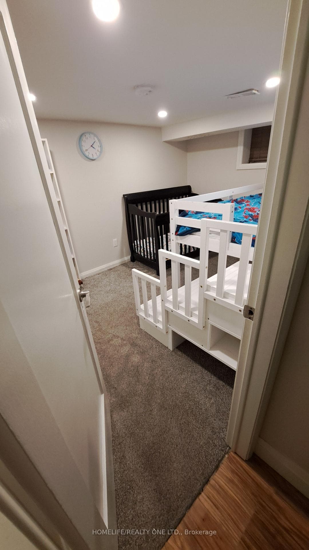 1202 Gerrard Street Unit 1 photo 20