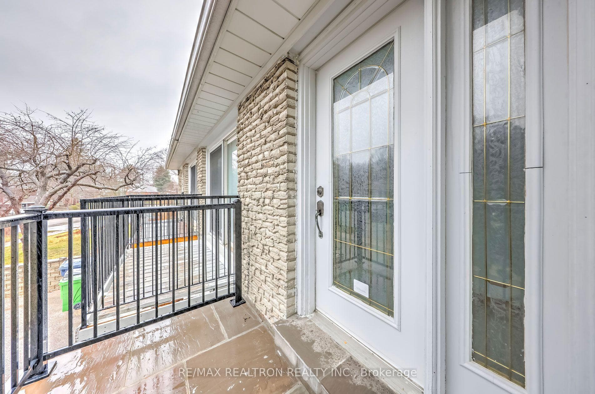 45 Harrington Crescent photo 5