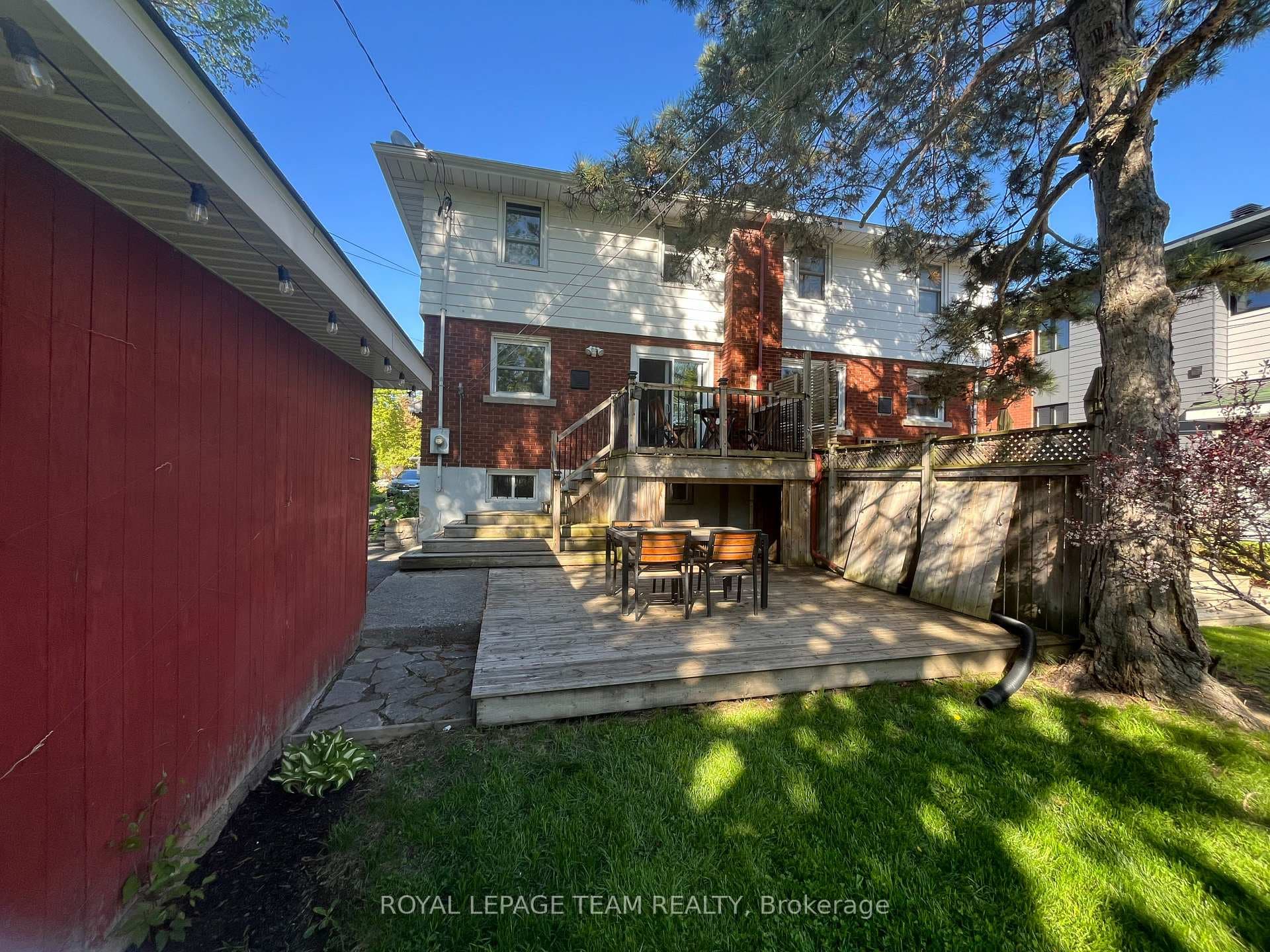 858 Riddell Avenue photo 5