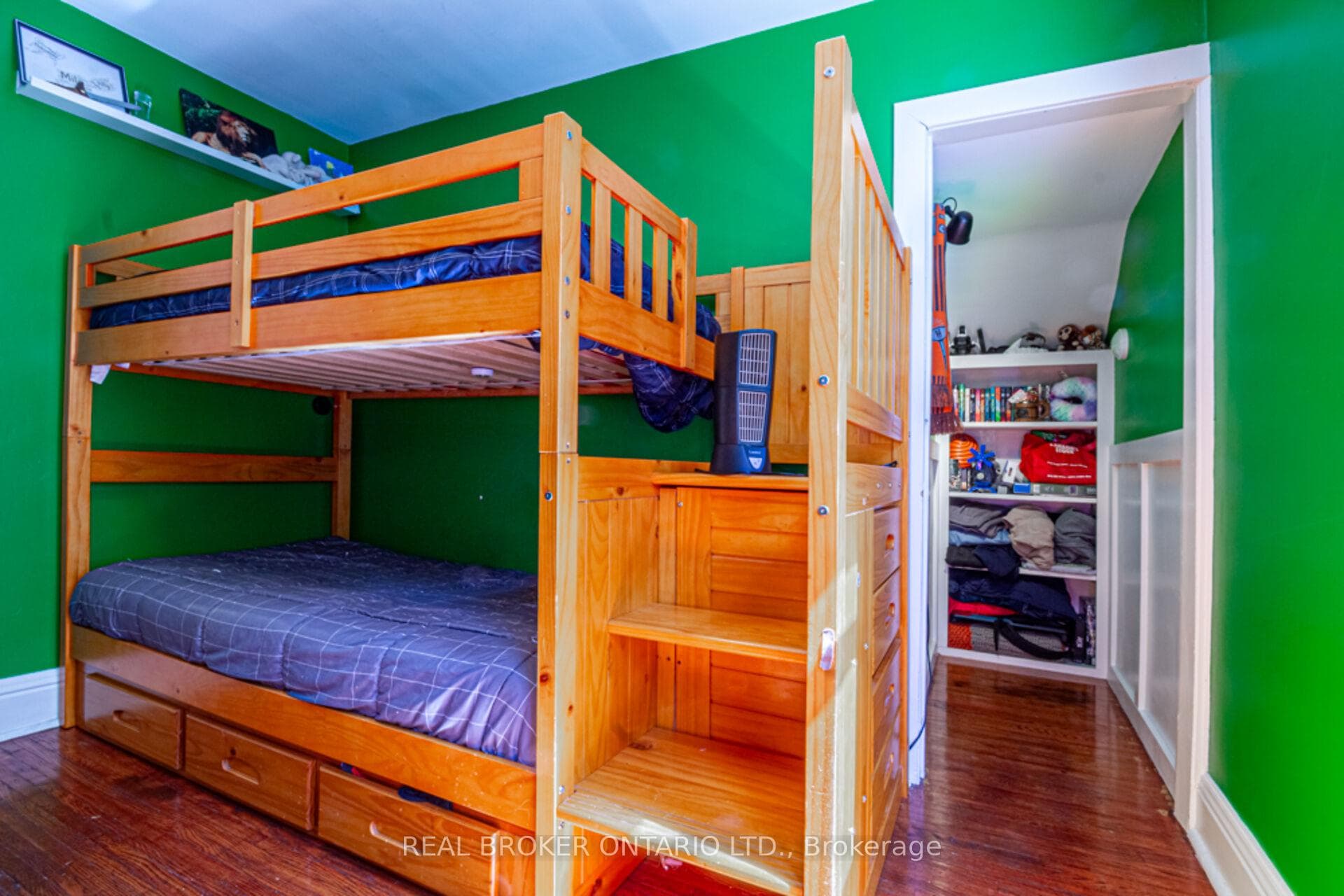 165 Leinster Avenue photo 30