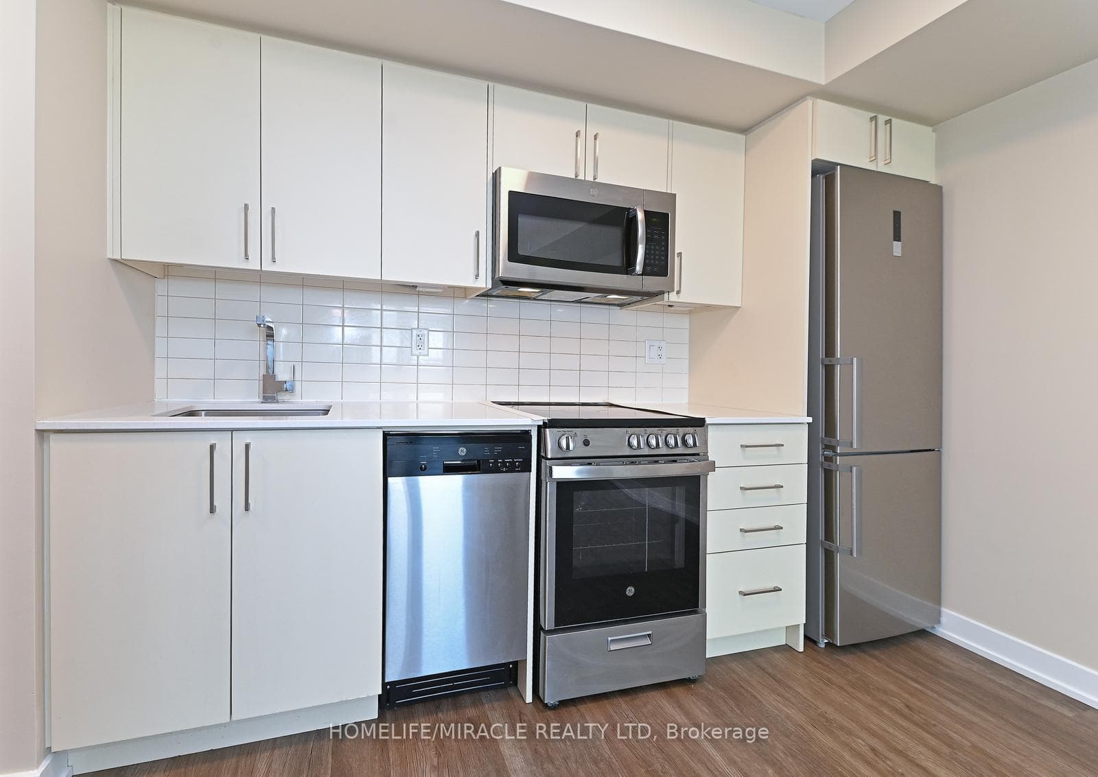 38 Monte Kwinter Court Unit 1012 photo 11