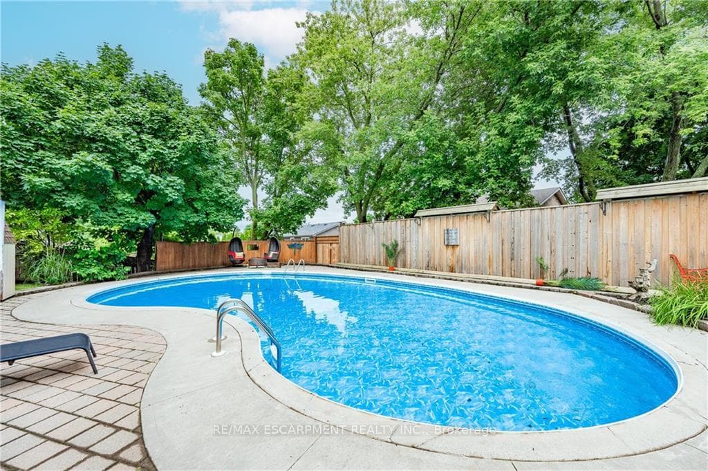 1320 ROSSEAU Place photo 35