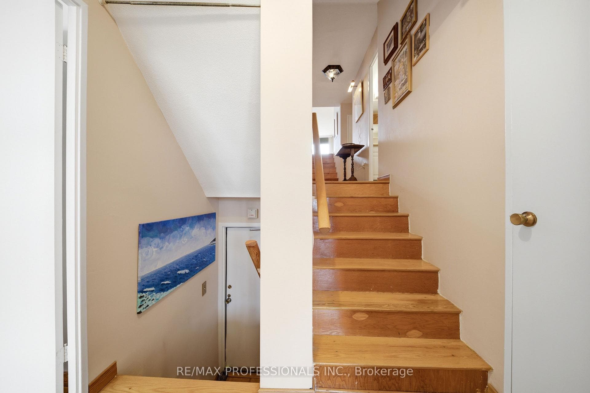 11 Wincott Drive Unit 1208 photo 27
