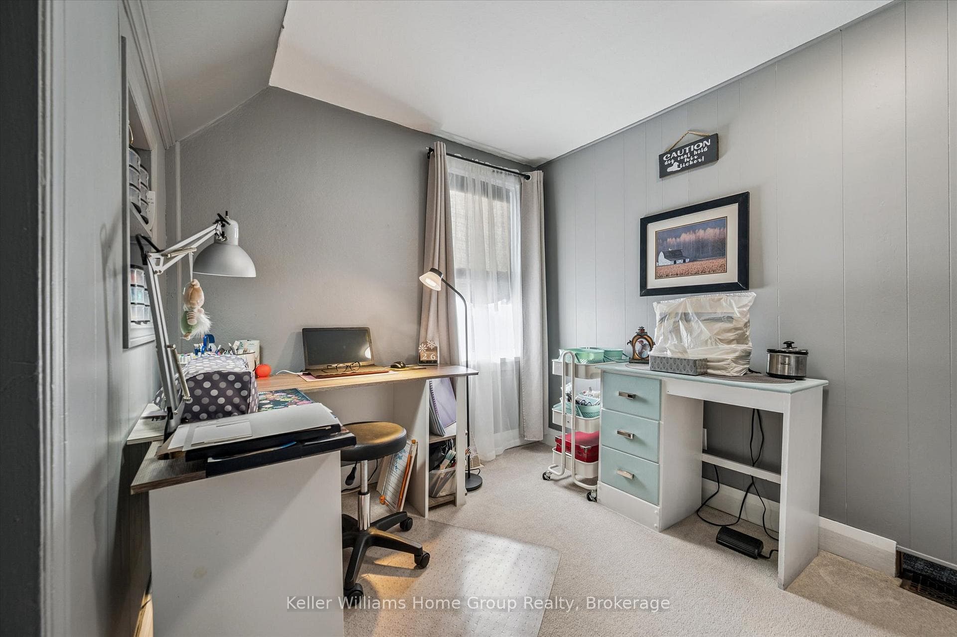 249 Gowrie Street photo 26