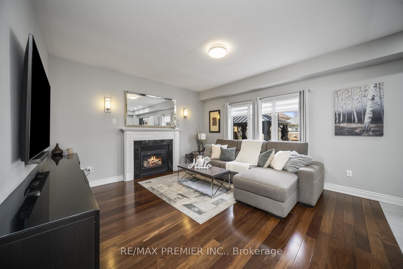 104 Monterey Road photo 6