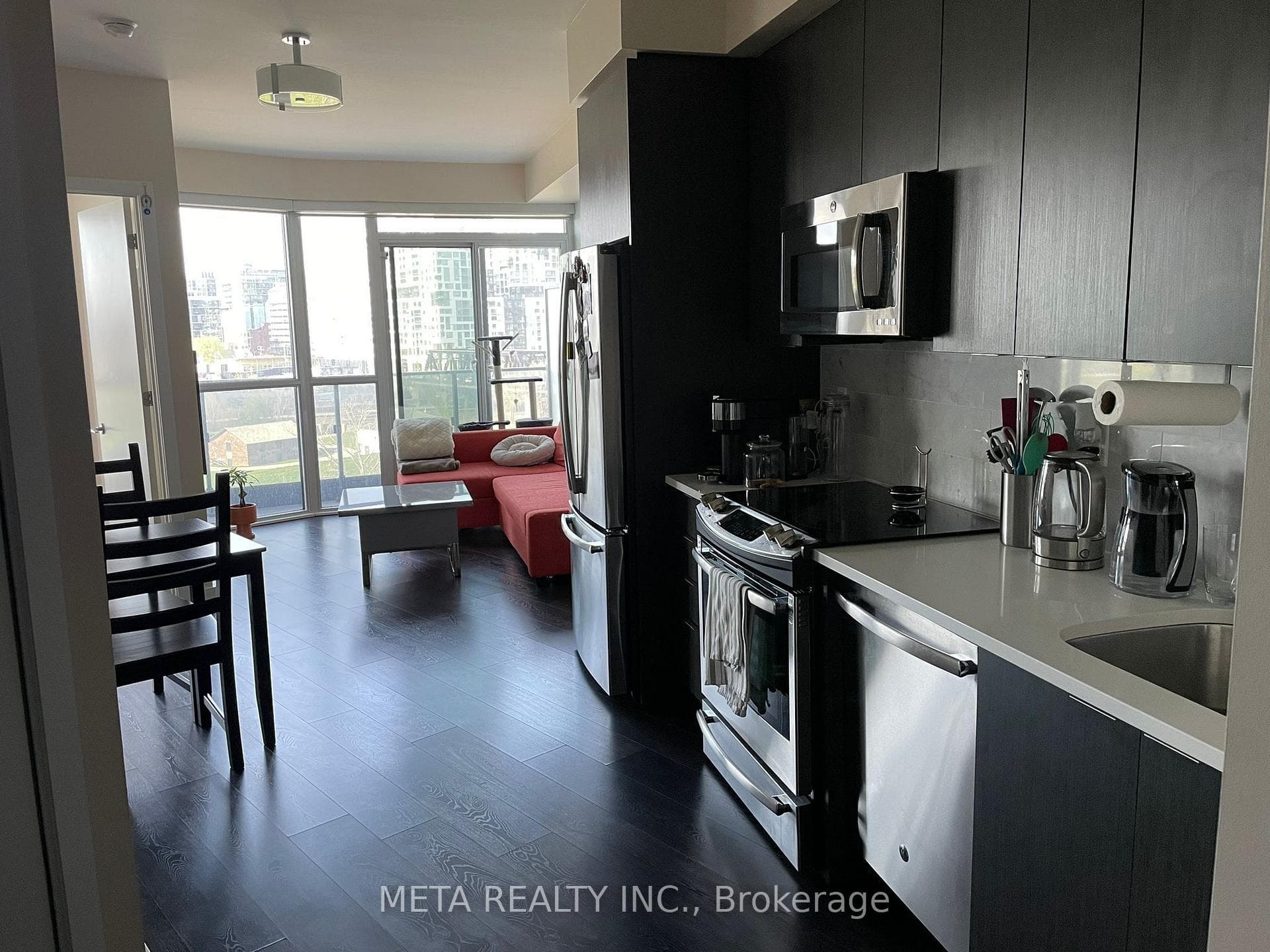 50 BRUYERES Mews Unit 1002 photo 5