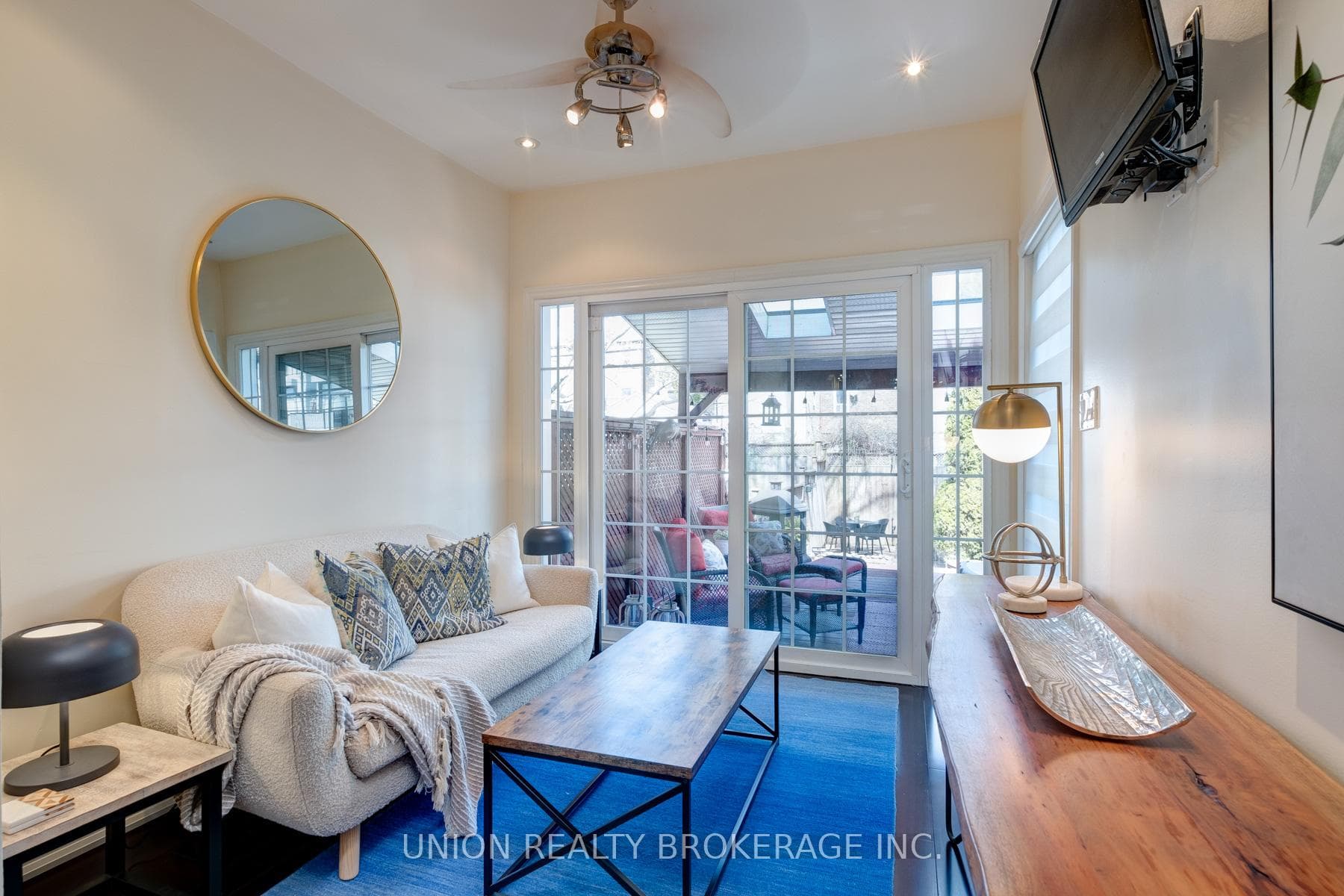 32 Richard Avenue photo 19