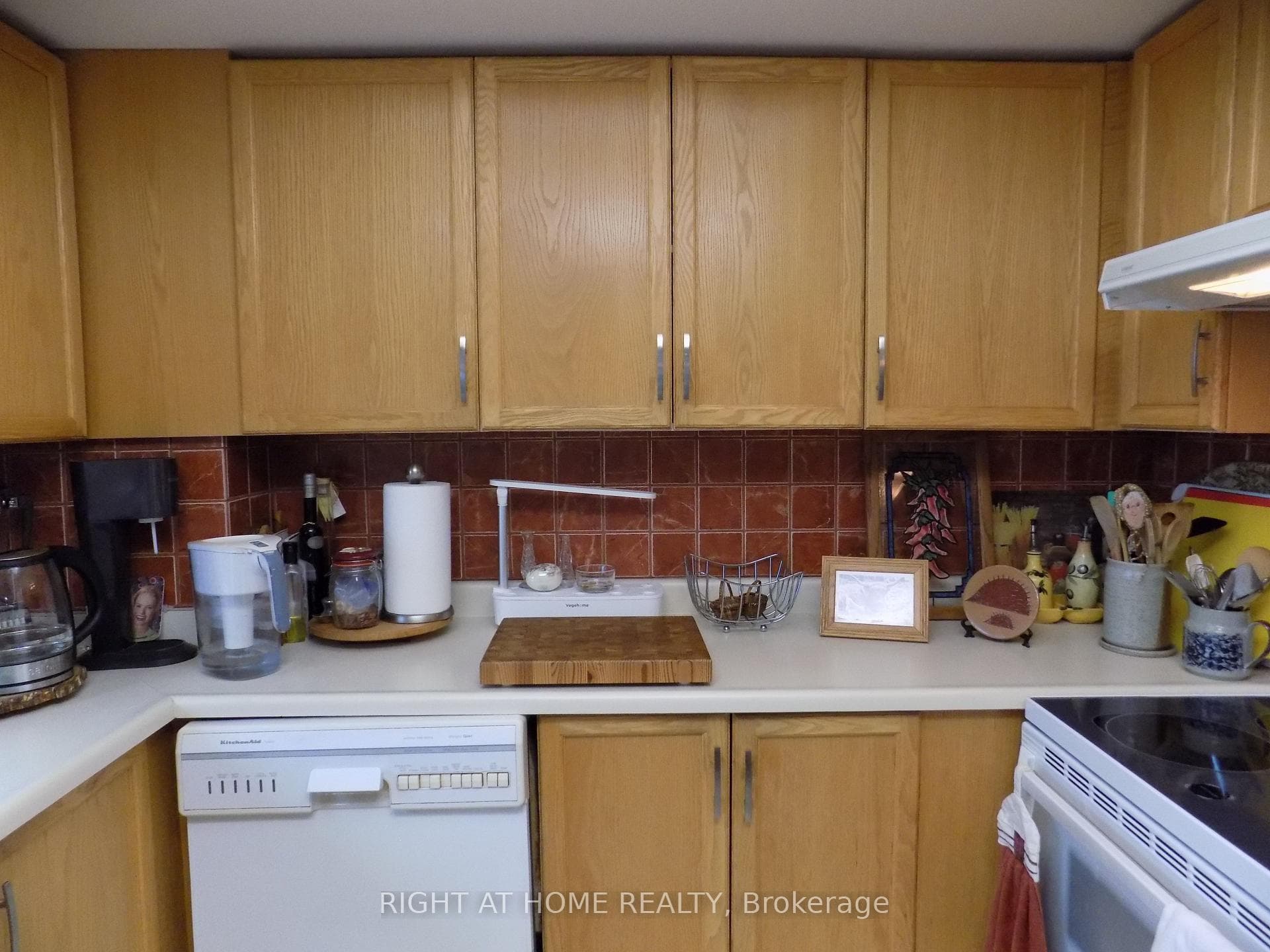 1510 Riverside Drive Unit 1904 photo 11