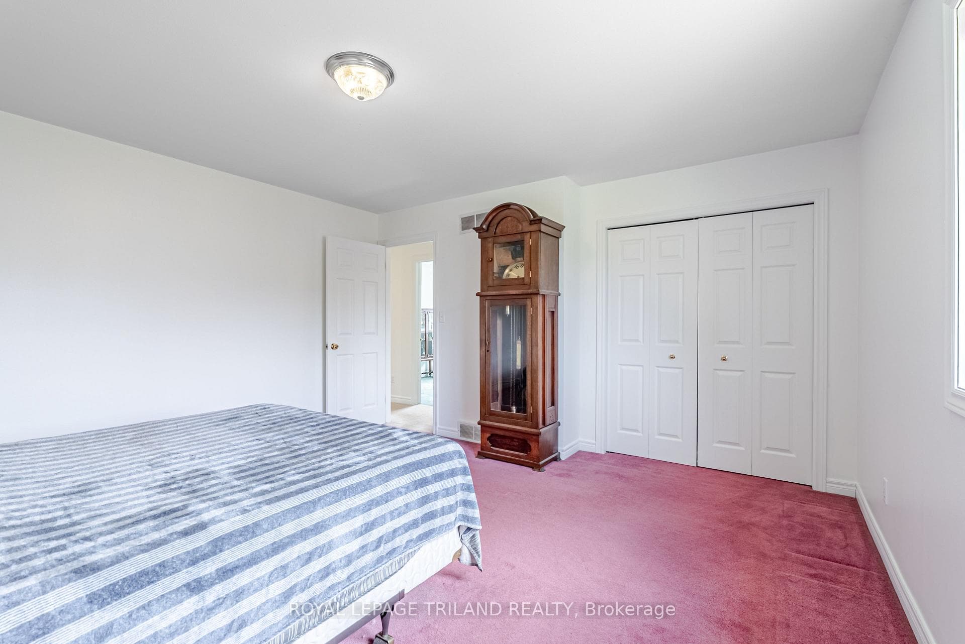 14 Amber Drive photo 25