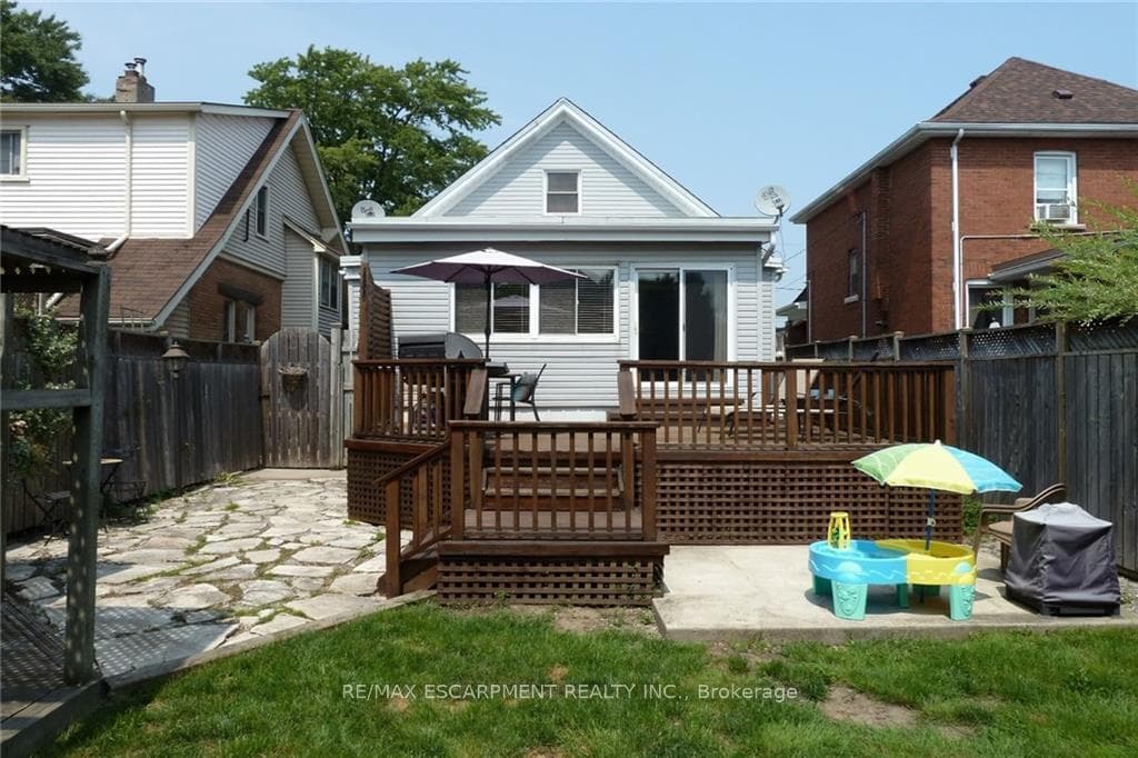 94 Mountain Park Avenue photo 3
