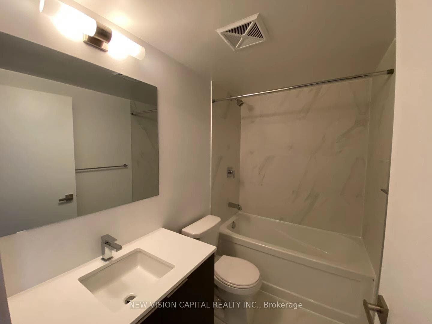 31 Tippett Road Unit 430 photo 7