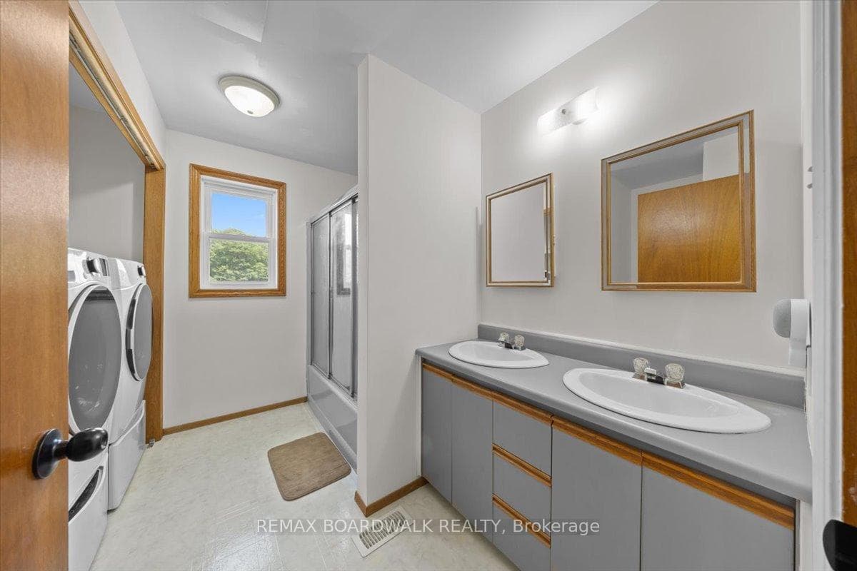 1262 Ford Road photo 17