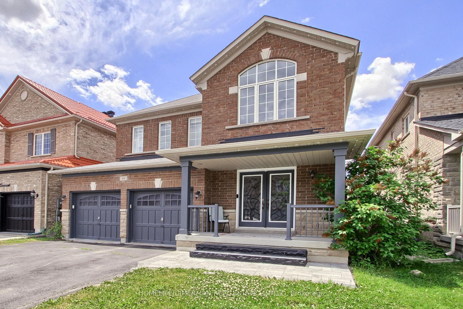 88 Chelsea Crescent photo 2