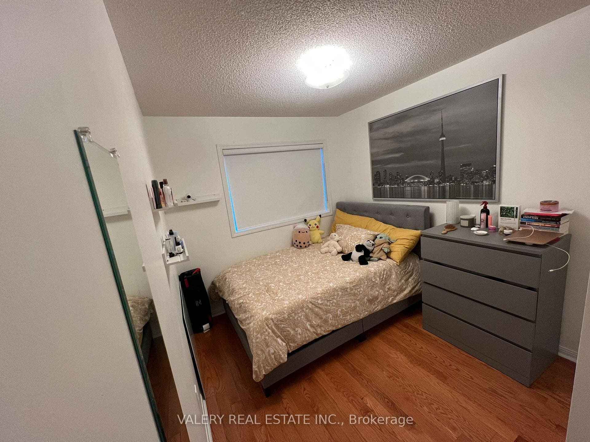 80 ACORN Place Unit 101 photo 18