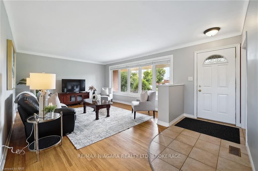 1825 THIRD Street photo 5