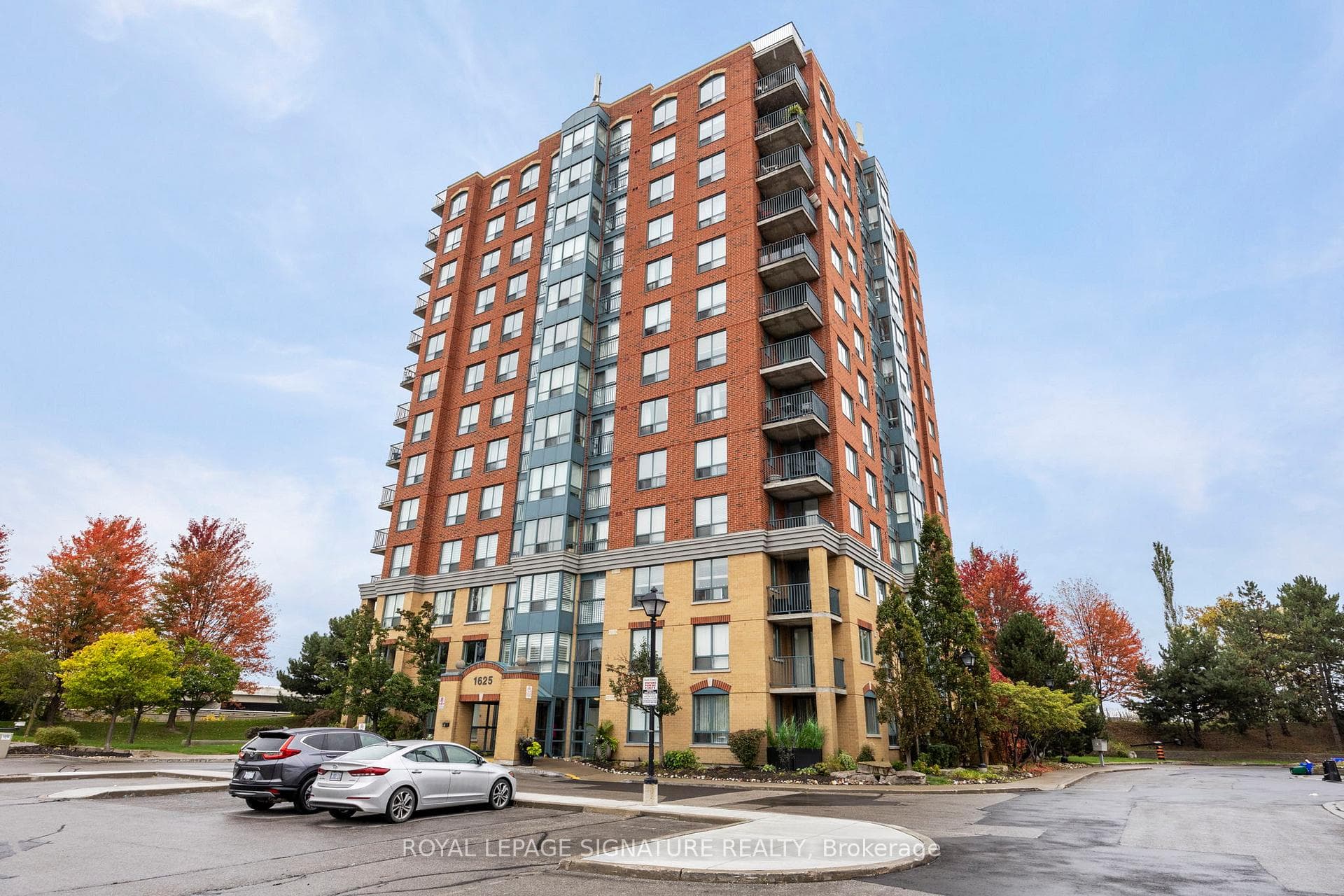 1625 Pickering Parkway Unit PH6 photo 19