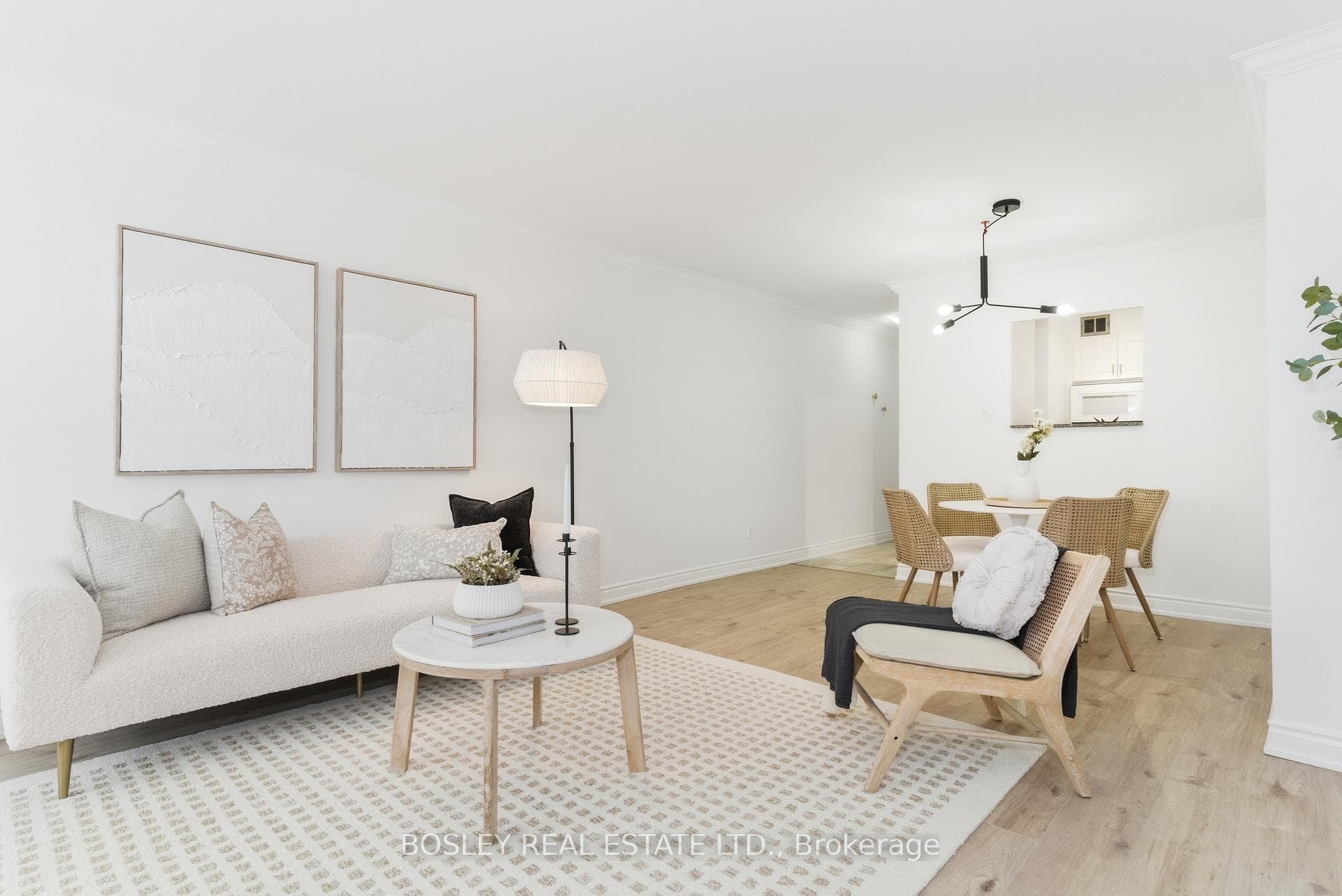 335 Lonsdale Road Unit 210 photo 4