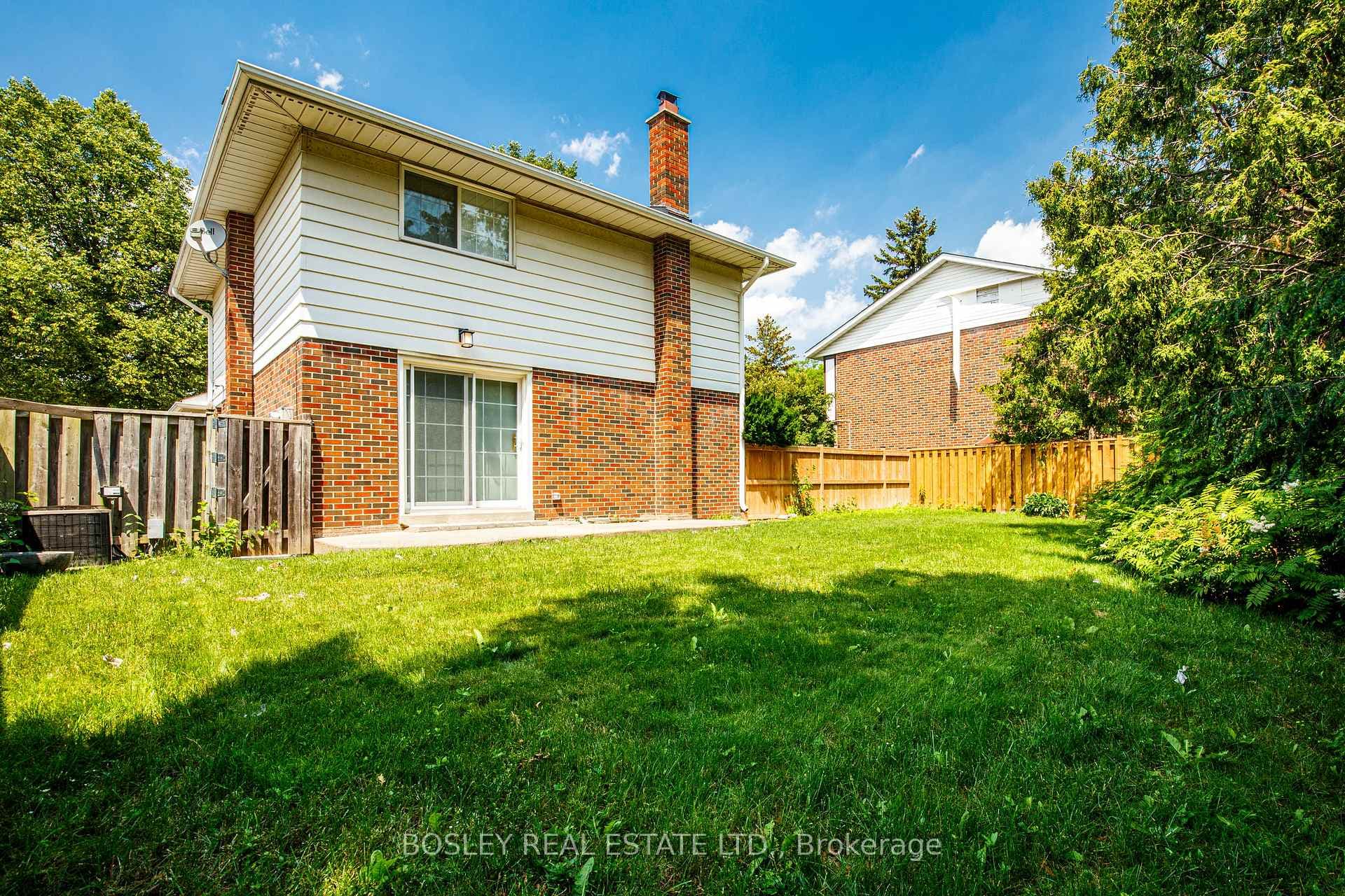 33 Forestbrook Crescent photo 45