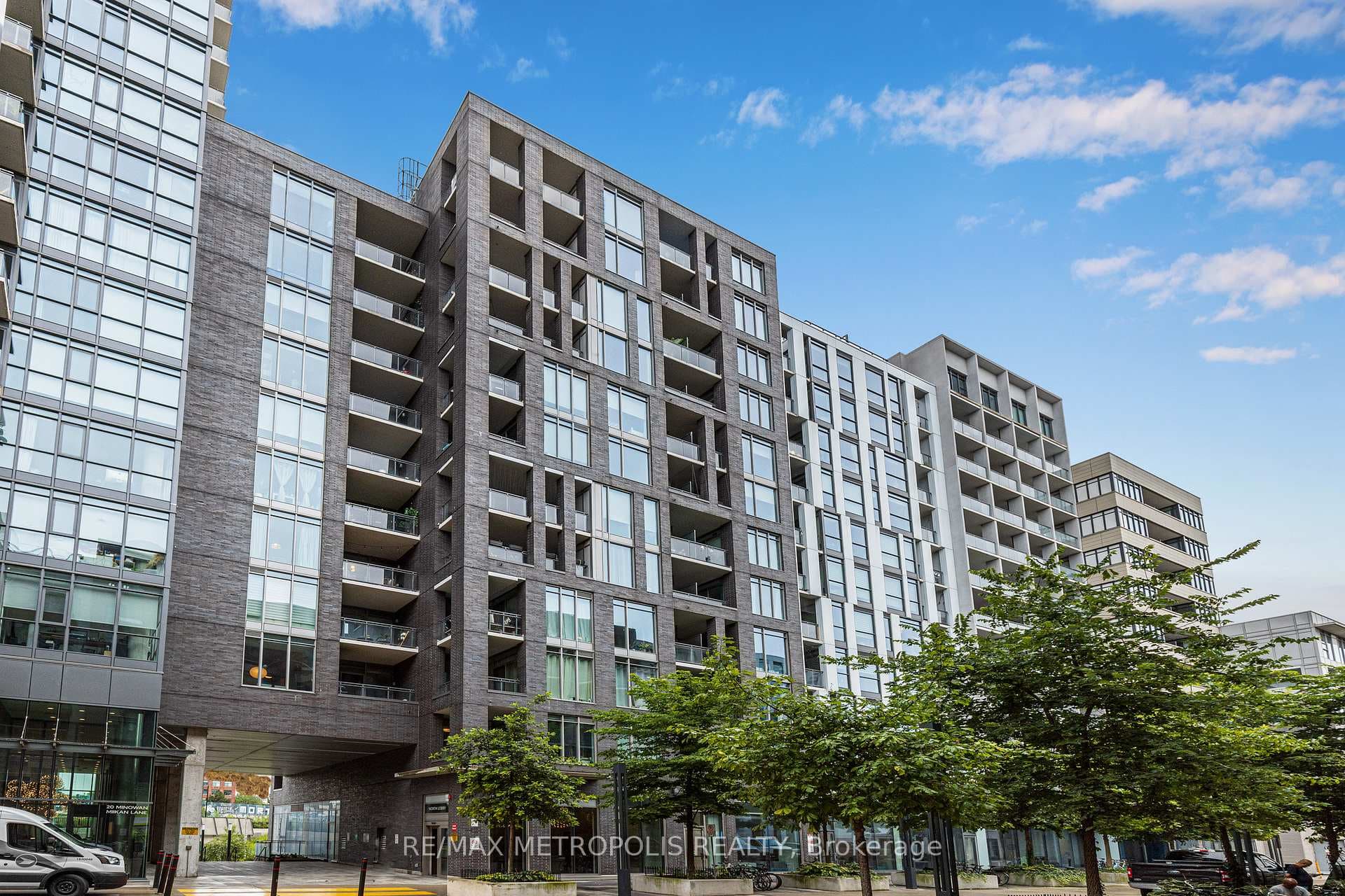 20 Minowan Miikan Lane Unit 931 photo 2