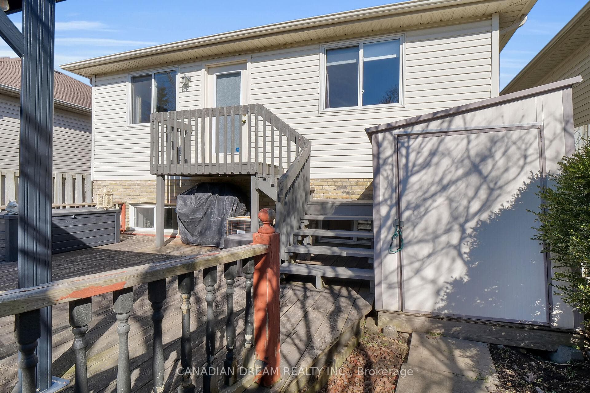 1354 Baycliffe Place photo 30
