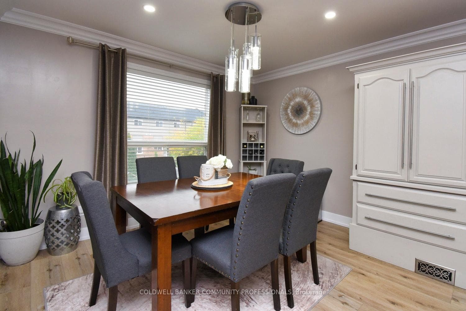 159 Thames Way photo 17