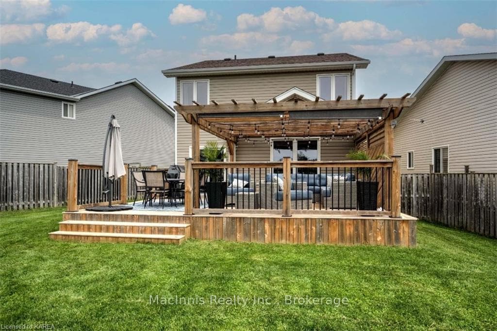 1229 AMANDA Court photo 14