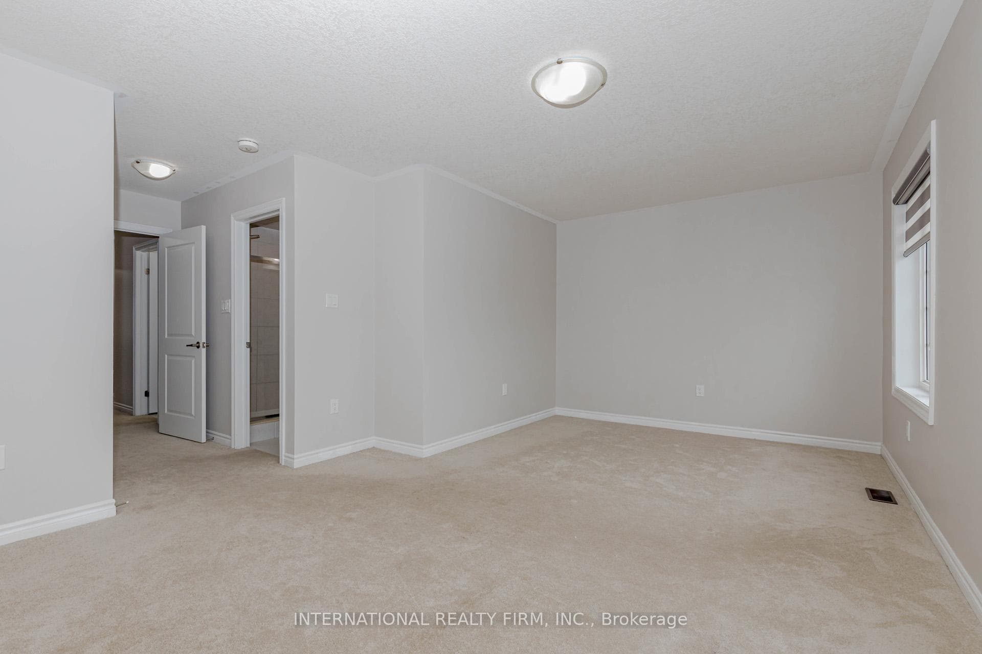 138 Flagg Avenue photo 25