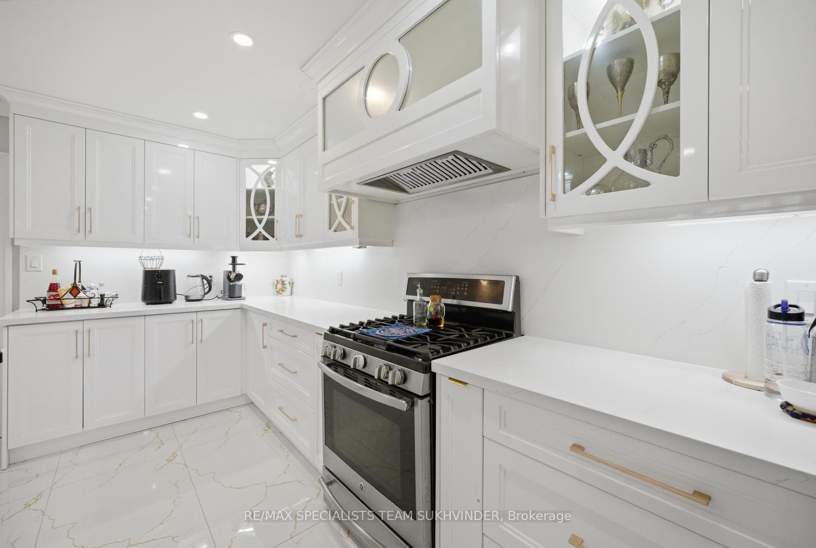 13894 Innis Lake Road photo 19