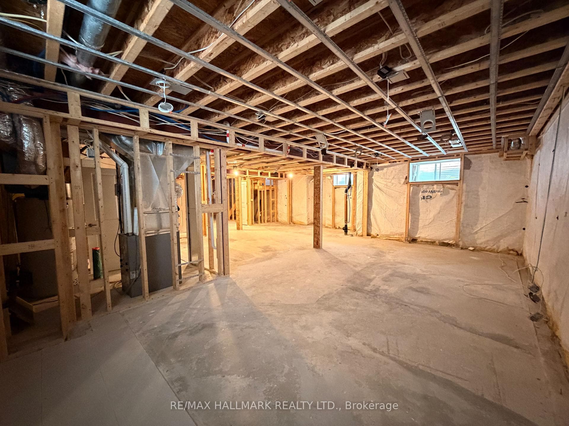 86 Holt Drive photo 17