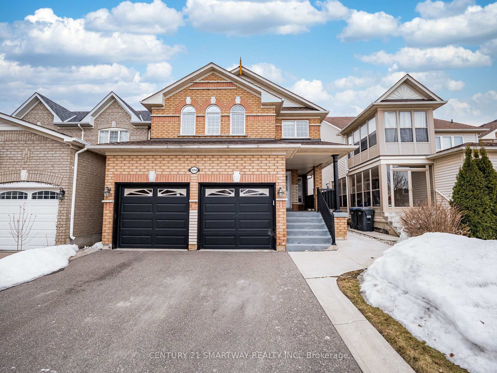 124 Porchlight Road photo 1