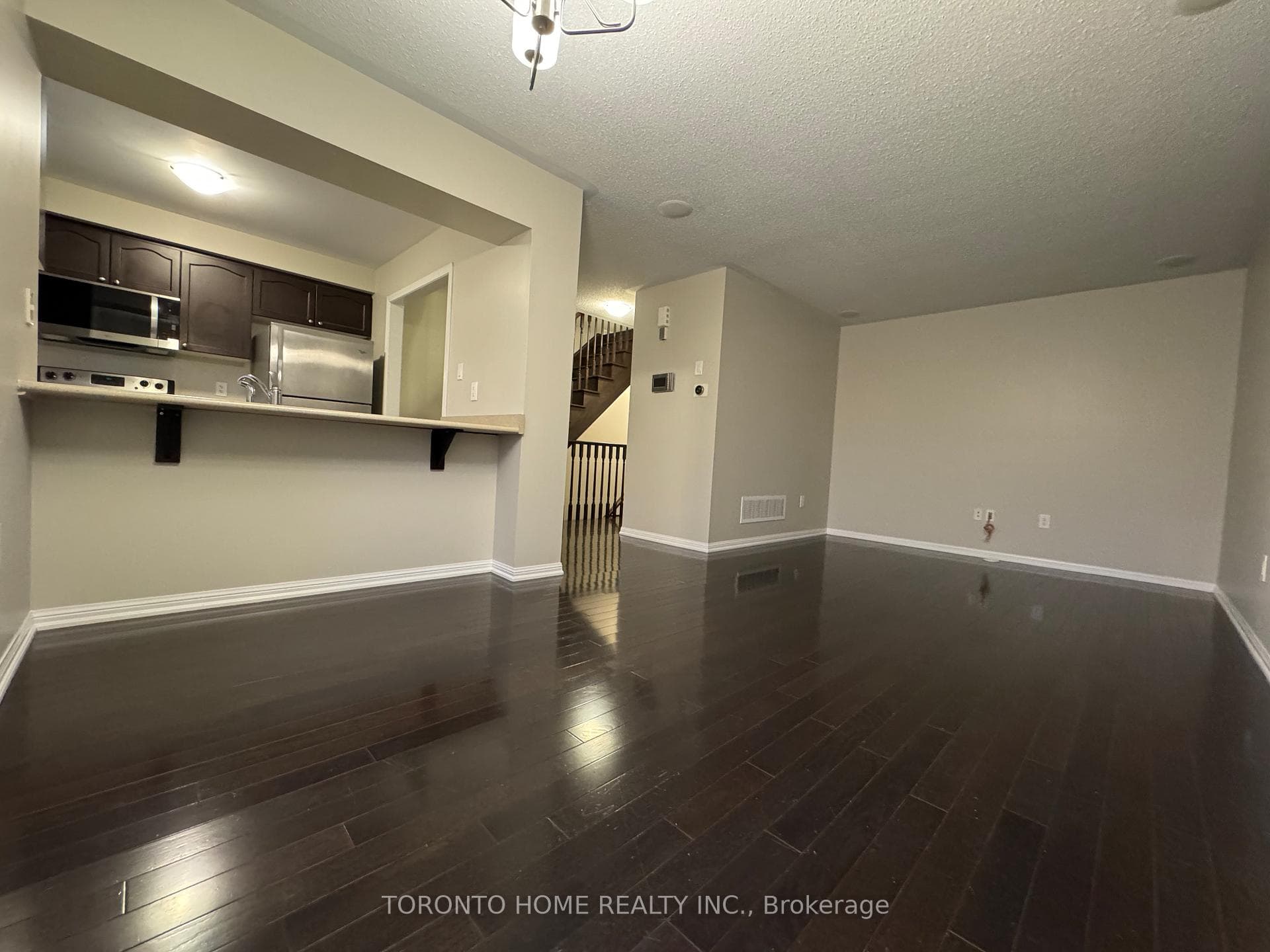 1037 Haxton Heights photo 15