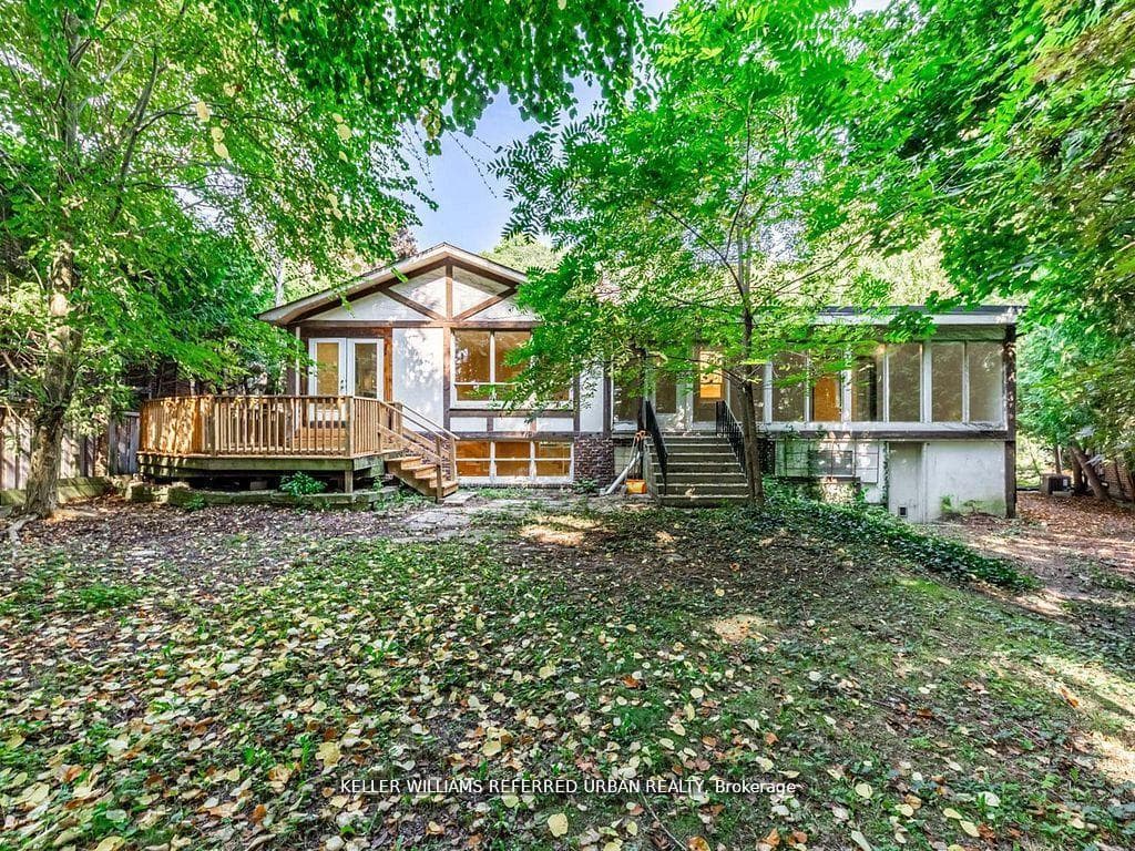 15 York Valley Crescent photo 26